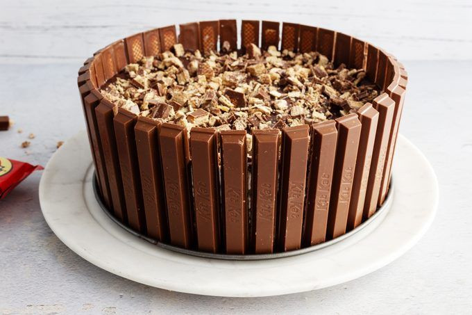 Kitkat cake